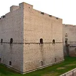 Casa Lopez 4*