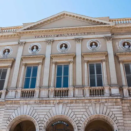 Casa Lopez فندق مبيت وإفطار 4*