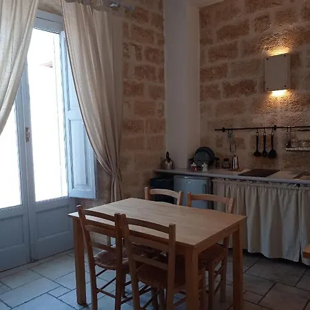 Bed & Breakfast Casa Lopez 2*