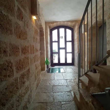Casa Lopez 2*