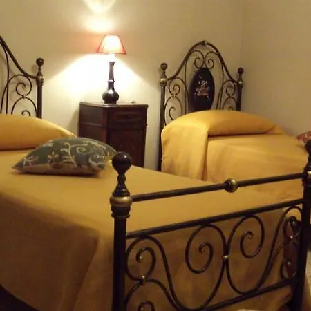 Bed & Breakfast Casa Lopez 2*