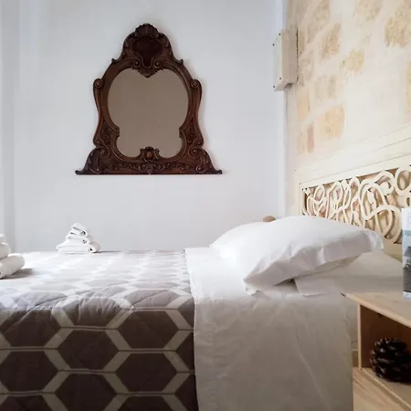 לינה וארוחת בוקר Casa Lopez 4*