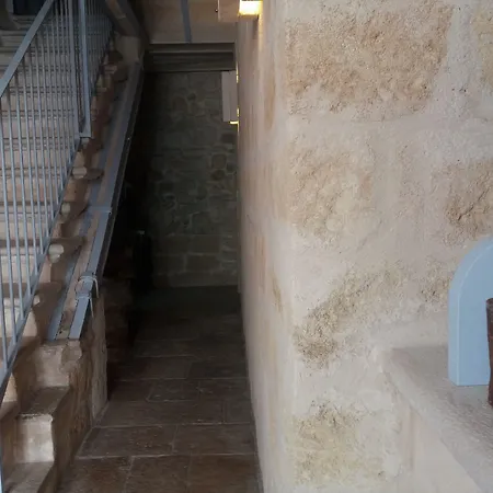 לינה וארוחת בוקר Casa Lopez