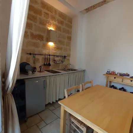 Casa Lopez B&B 바를레타