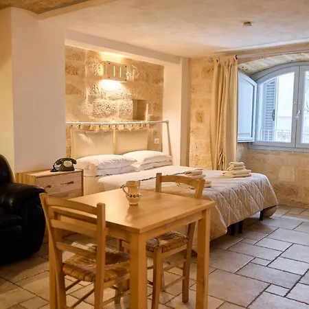 Casa Lopez 4*